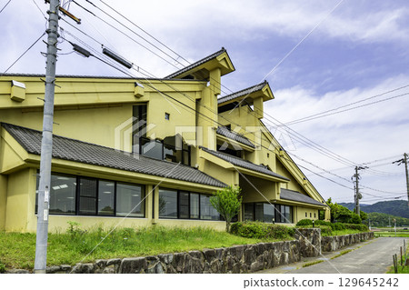 兵庫縣新溫泉町濱坂鯽原路、加藤文太郎紀念圖書館 兵庫縣新溫泉町濱坂鯽原路、加藤文太郎紀念圖書館 129645242