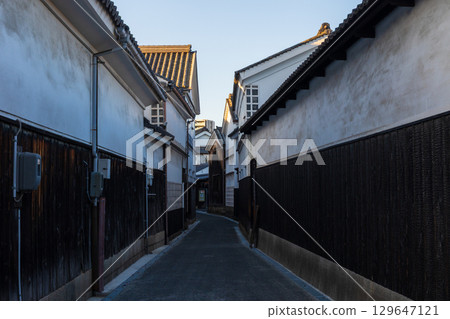 Kurashiki Bikan Historical Quarter, Kurashiki City, Okayama Prefecture in winter 129647121