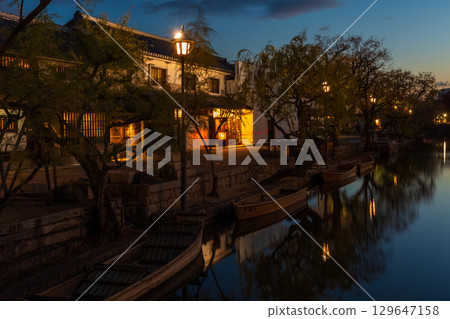 岡山縣倉敷市的冬天－夜晚的倉敷美觀地區 129647158