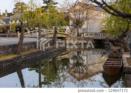 冬季的岡山縣倉敷市 - 清晨的倉敷美觀地區 129647172