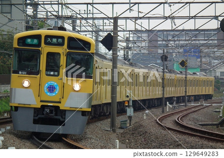 Seibu Railway 9000 Series "Semi-Express Iruma City" 9101F running between Akitsu and Tokorozawa Seibu Railway 9000 Series "Semi-Express Iruma City" 9101F running between Akitsu and Tokorozawa 129649283