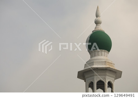 Muslim Cemetery in India 129649491