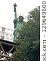 Vertical Statue of Liberty in Odaiba Japan 129649600