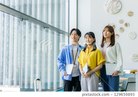 Creative business team Creative business team 129650893