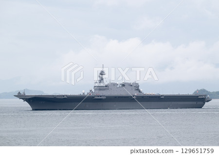 海上自衛隊護衛艦加賀號 129651759