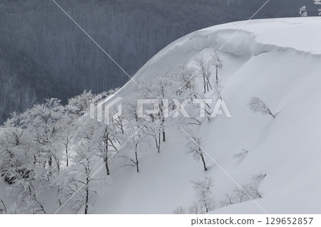 雪山 雪山 129652857