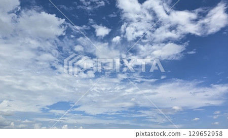 夏天的藍天白雲 夏天的藍天白雲 129652958