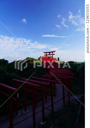 Red Torii Gate Motonosumi Shrine 302 129655055