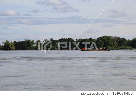 Mekong River 129656496
