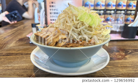 Restaurant menu (vegetable Mashi Jiro-style ramen) 129656992