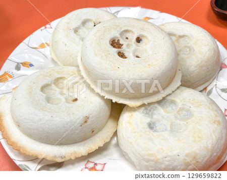 梅枝餅是福岡太宰府天滿宮的特色美食，供奉學問之神 129659822