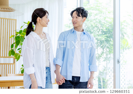 A young couple 129660351