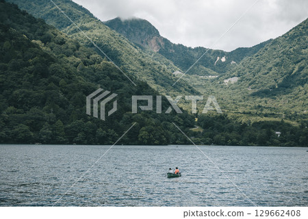Summer scenery of Lake Yunoko in Oku-Nikko 129662408