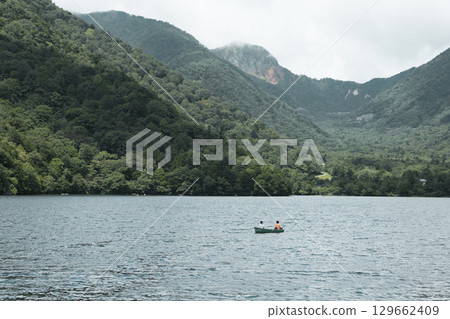 Summer scenery of Lake Yunoko in Oku-Nikko 129662409