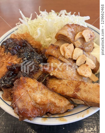 Pork steak and chicken cutlet mixed bowl Pork steak and chicken cutlet mixed bowl 129662468