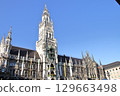 Spectacular view of Munich's Town Hall from Marienplatz 129663498