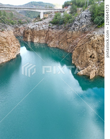 Turquoise River Gorge bridge drone view Turquoise River Gorge bridge drone view 129664573