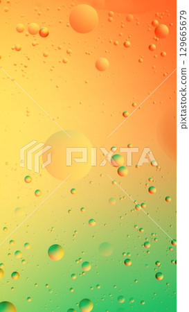 Colorful Artistic of Oil Drop Floating on the Water. Abstract Water Bubbles Background. Oil Drops on the Water Surface 129665679