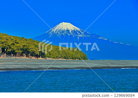 [Shizuoka Prefecture] Mt. Fuji and Miho no Matsubara 129669084