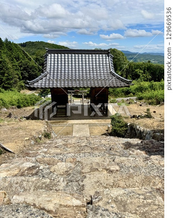 Hoshi Shrine scenery 129669536