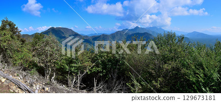 從禦坂山全景平台眺望禦坂山全景 129673181