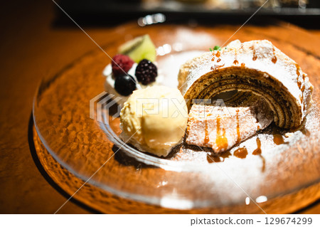 Kusaki Marino Baumkuchen and ice cream dessert plate Kusaki Marino Baumkuchen and ice cream dessert plate 129674299