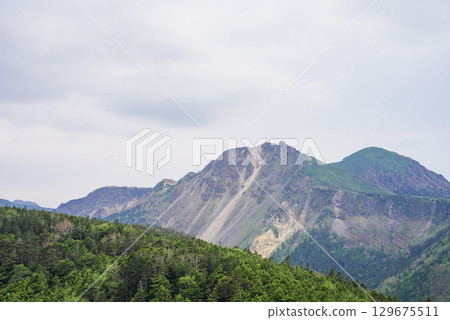 Mountain  129675511