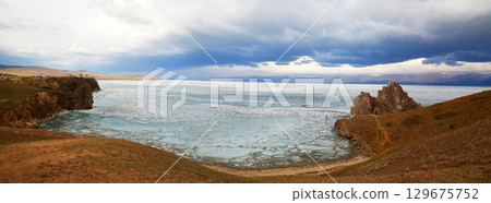 Banner. Lake Baikal during the melting of the ice.  129675752