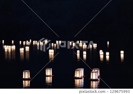 Lanterns floating on the water Kasagi Lantern Floating Festival 129675993