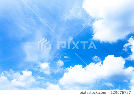 秋天藍天白雲的簡單風景 秋天藍天白雲的簡單風景 129676737