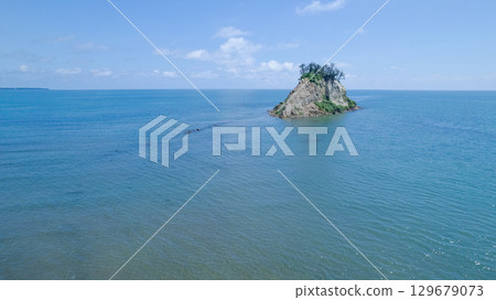 2024年能登半島地震中坍塌變形的見附島/無人機拍攝及空拍 2024年能登半島地震中坍塌變形的見附島/無人機拍攝及空拍 129679073