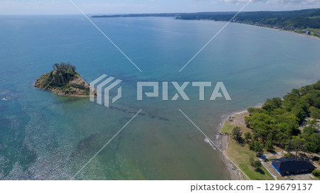 Mitsuke Island, which collapsed and deformed in the 2024 Noto Peninsula earthquake / Drone photography and aerial photography 129679137