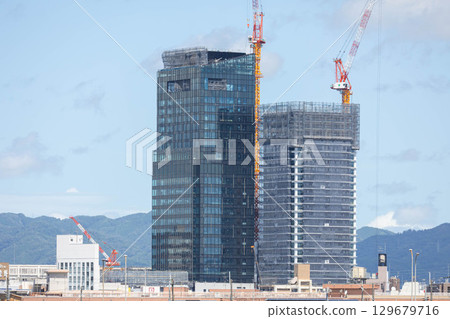 正在興建中的枚方站山（大阪府） 129679716