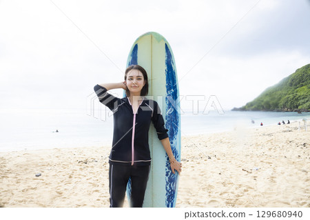 衝浪板和女士們 129680940