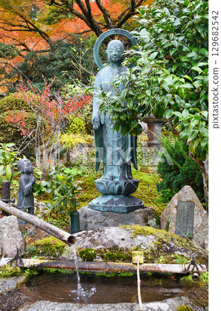Ohara Jikkoin Temple, Former Rikakuin Garden, Beautiful Autumn Leaves Garden (Sakyo Ward, Kyoto City, Kyoto Prefecture) Ohara Jikkoin Temple, Former Rikakuin Garden, Beautiful Autumn Leaves Garden (Sakyo Ward, Kyoto City, Kyoto Prefecture) 129682542