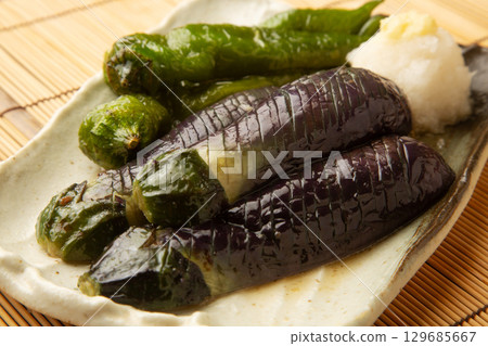 炸茄子和萬願寺辣椒 129685667