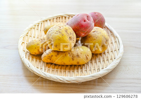 三種馬鈴薯 三種馬鈴薯 129686278