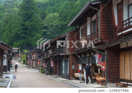 A rainy morning at Naraijuku, celebrating the annual festival of Chinjinja Shrine 129687466