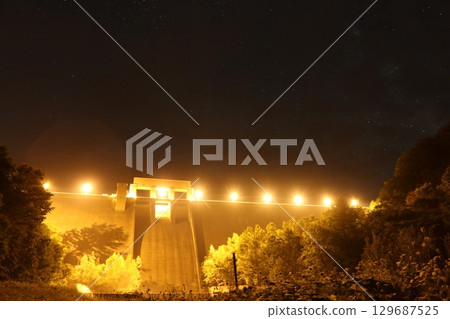 Kanayama Dam at night_1 129687525