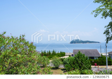 National Sanatorium Oshima Seishoen (an island with a leprosy facility) Venue for the Setouchi Triennale 129689675