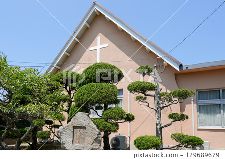 National Sanatorium Oshima Seishoen (an island with a leprosy facility) Venue for the Setouchi Triennale National Sanatorium Oshima Seishoen (an island with a leprosy facility) Venue for the Setouchi Triennale 129689679