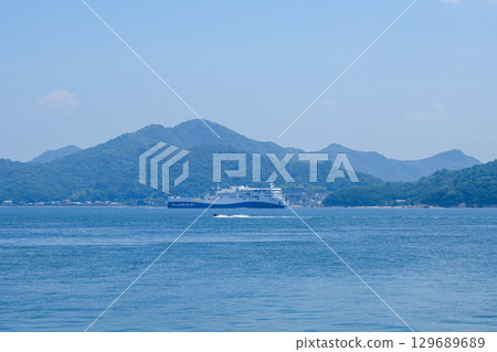 National Sanatorium Oshima Seishoen (an island with a leprosy facility) Venue for the Setouchi Triennale 129689689