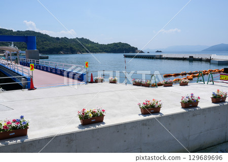 National Sanatorium Oshima Seishoen (an island with a leprosy facility) Venue for the Setouchi Triennale 129689696