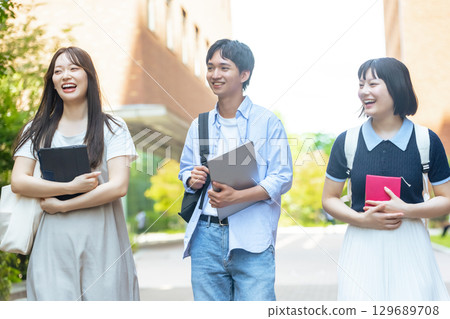 College student image portrait College student image portrait 129689708