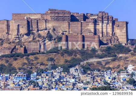 Jodhpur cityscape and Mehrangarh Fort Jodhpur cityscape and Mehrangarh Fort 129689936