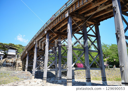 山口縣岩國市錦帶橋(日本三座著名的橋樑) 山口縣岩國市錦帶橋(日本三座著名的橋樑) 129690053
