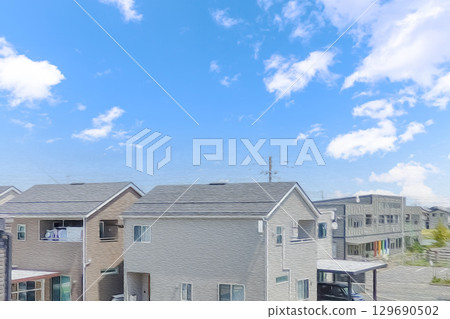 Residential area with few utility poles 129690502