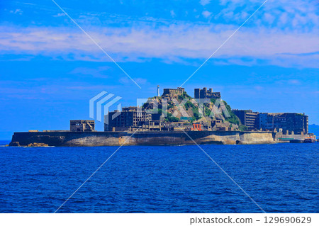 [長崎縣] 工業革命遺產軍艦島（世界文化遺產） 129690629