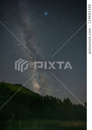A very beautiful starry sky at Mt. Sanbe in Shimane Prefecture, Japan 129692388