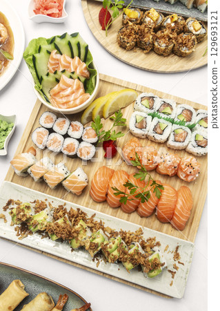 sushi mixed plate moriawase meal on plate in japanese restaurant 129693121